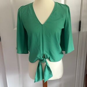 1.State Green V-Neck Tie-Front Women's Top XS